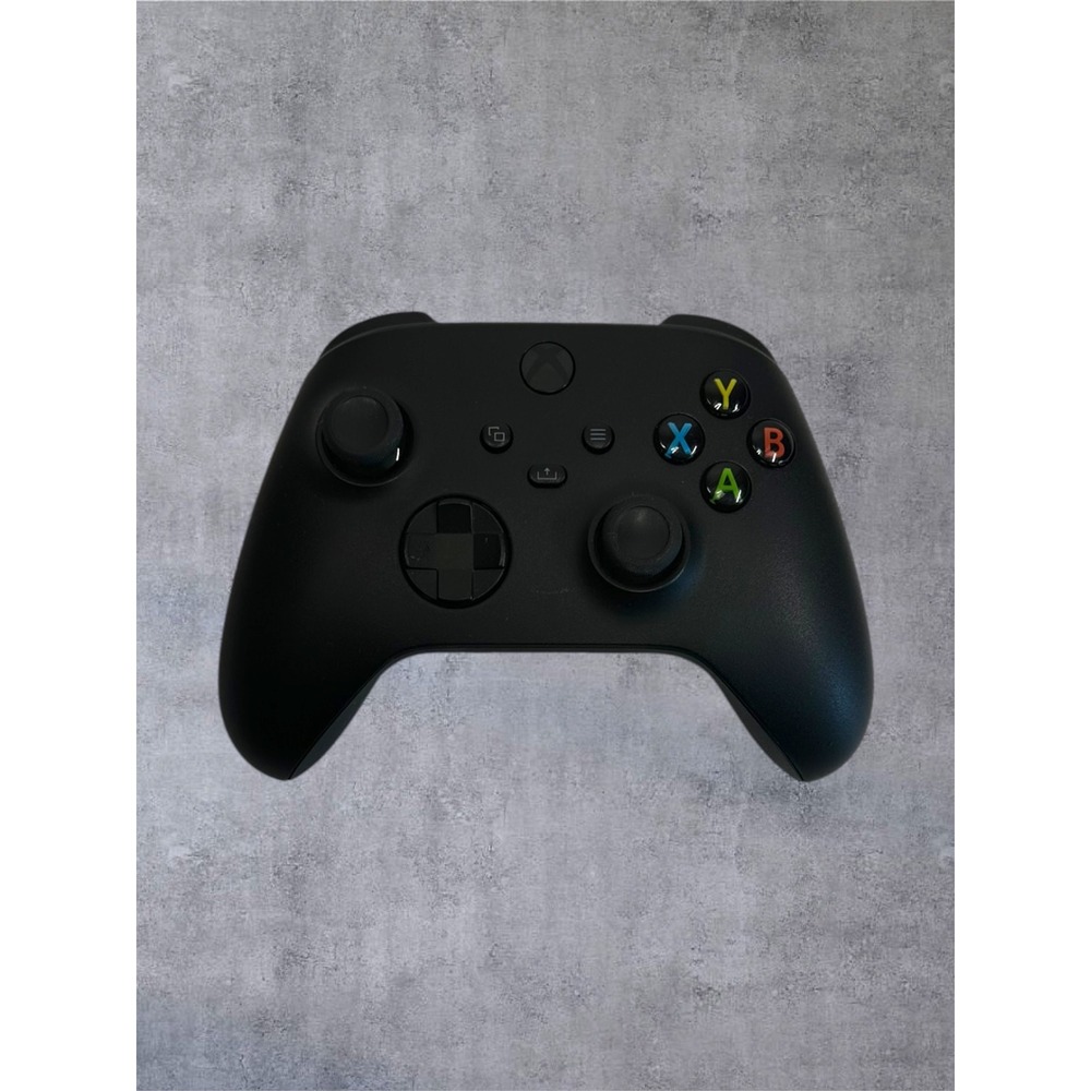 Microsoft Xbox Wireless Controller Carbon Black 1914 Clean Missing Battery Cover
